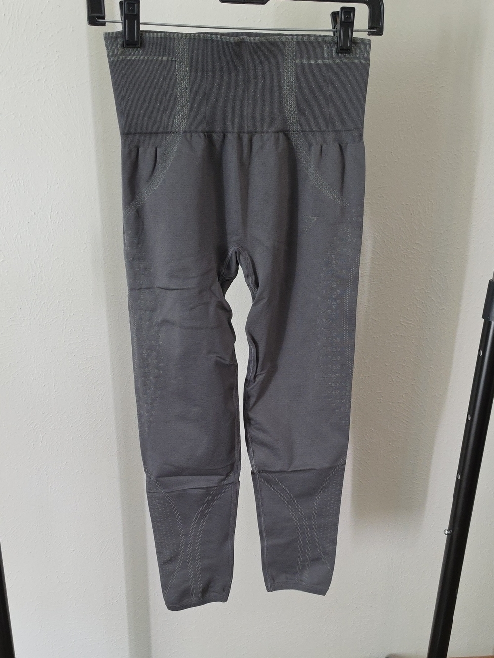 NWT Gymshark Gray Seamless Leggings L
